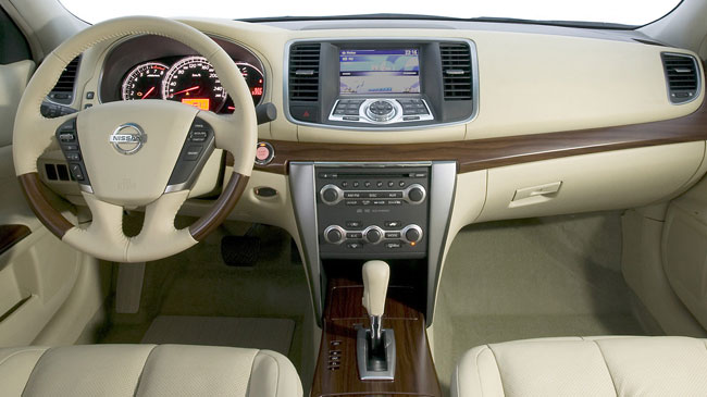 Nissan teana 2010 interior #8