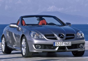 Mercedes Benz Clase SLK 2011: ficha técnica, imágenes y lista de rivales