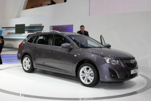 Salón de Ginebra 2012: Chevrolet Cruze Station Wagon (imágenes y datos)