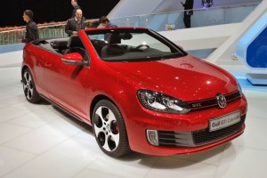 Salón de Ginebra 2012: Volkswagen Golf GTI Cabriolet (imágenes y datos)