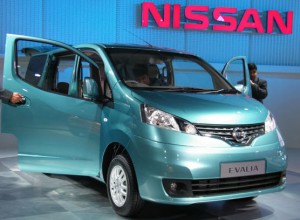 Nissan Evalia 2012: precio imágenes y ficha técnica