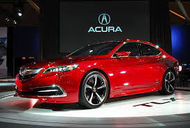 Acura TLX 2015: elegante y con tintes deportivos.