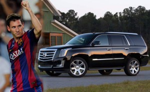 Leo  Messi estrena su  nuevo carro para 2015, un Cadillac Escalade.
