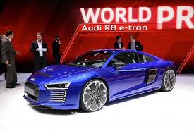Salón de Ginebra 2015: Audi R8 e-tron, un ultradeportivo eléctrico, hermoso y exclusivo.