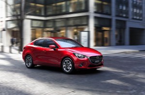Mazda2 Sedán 2017: tecnología y lindo diseño